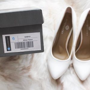 Riverberry white pumps